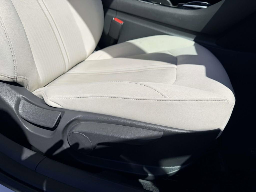 Used 2023 Hyundai Sonata SEL w/ Cargo Package FWD image 11