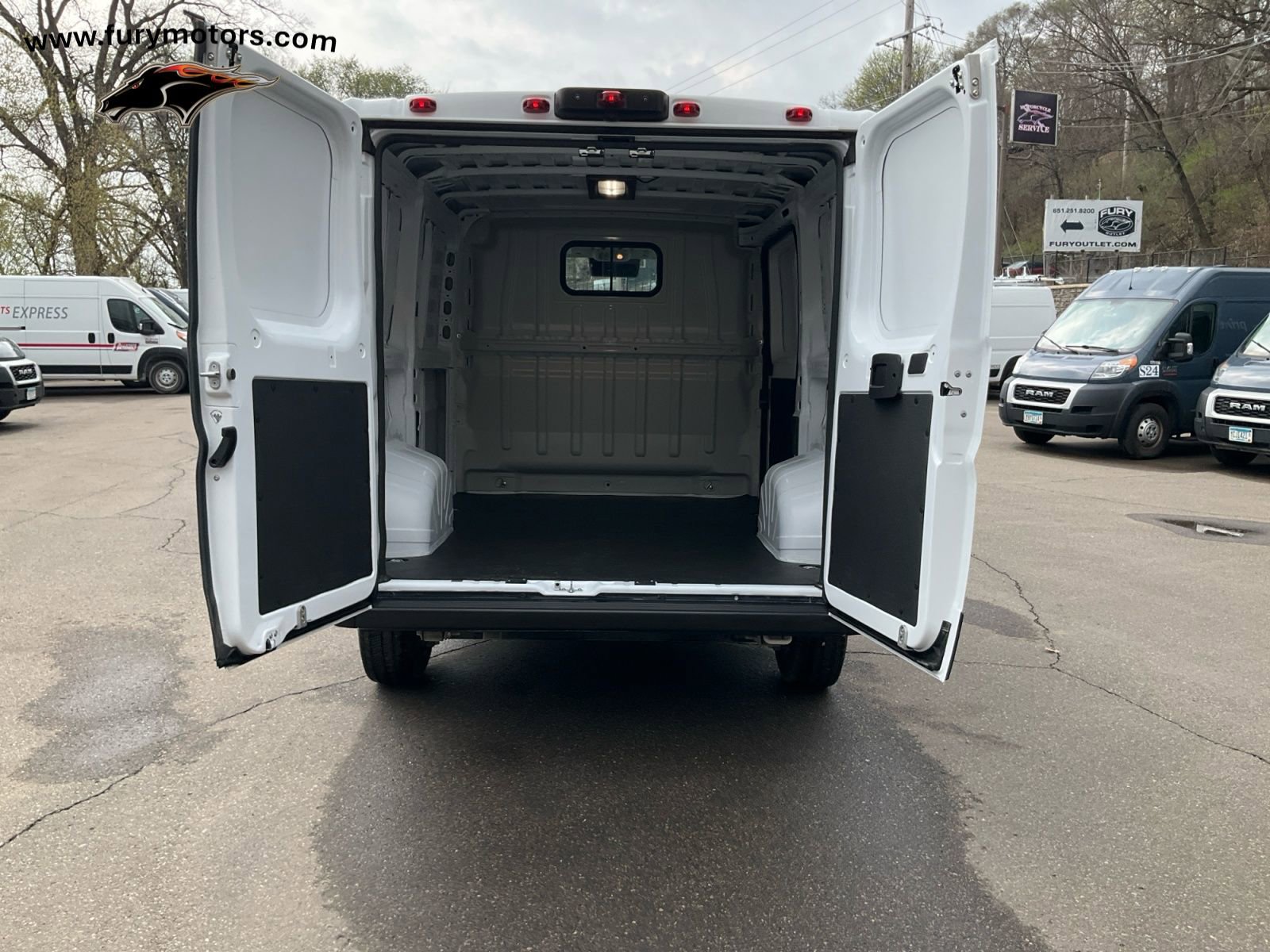 Used 2025 RAM ProMaster 1500 w/ Convenience Group image 29
