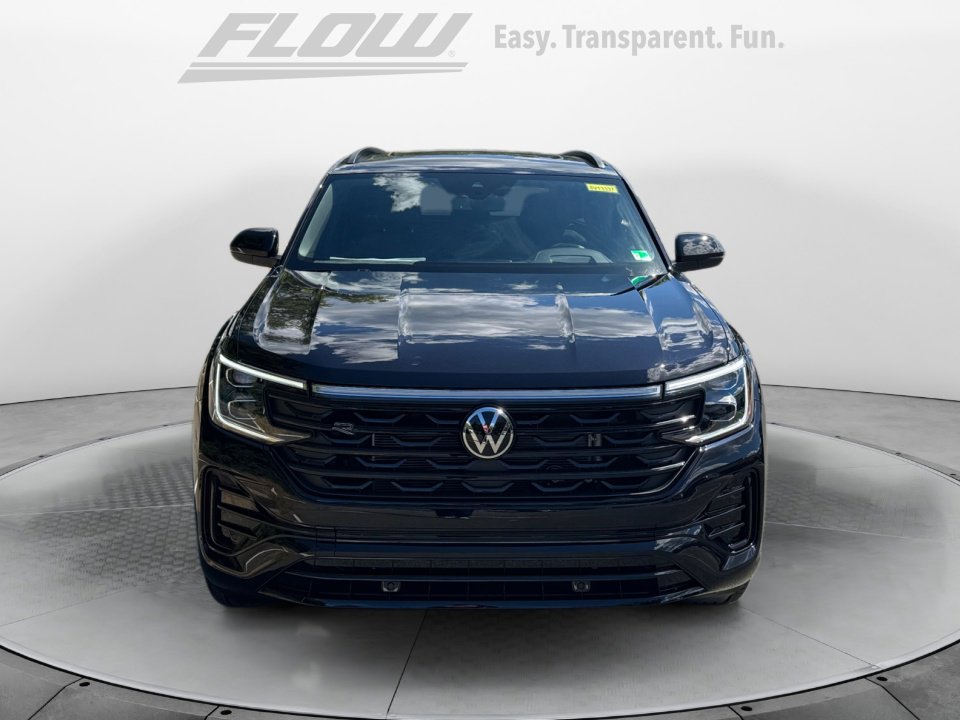 New 2026 Volkswagen Atlas Cross Sport SEL R-Line image 2