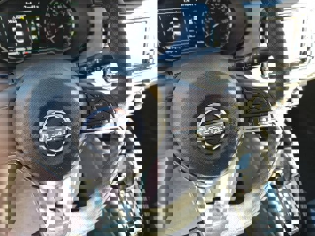 New 2025 Nissan Versa SV w/ Trunk Package image 20