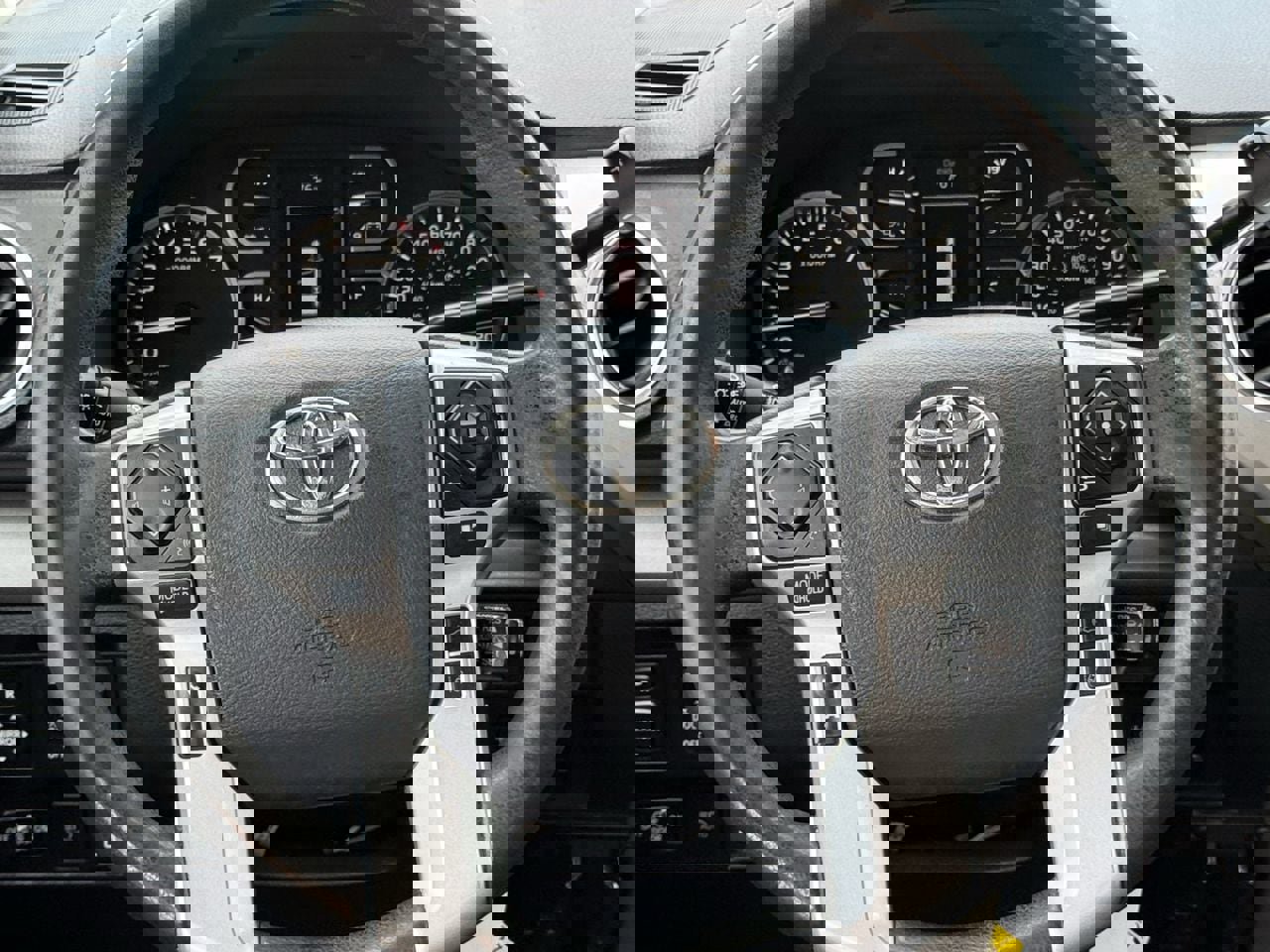 Used 2019 Toyota Tundra SR5 w/ TRD Off Road Package image 12