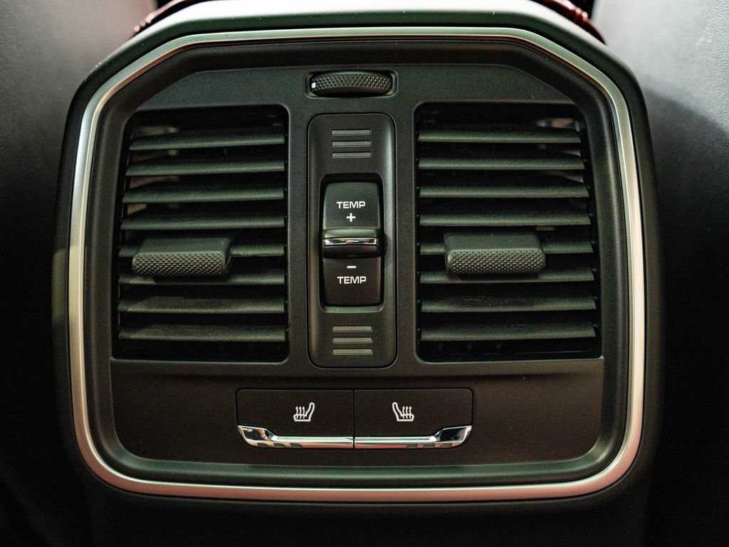 New 2026 Porsche Macan S AWD/4WD image 38
