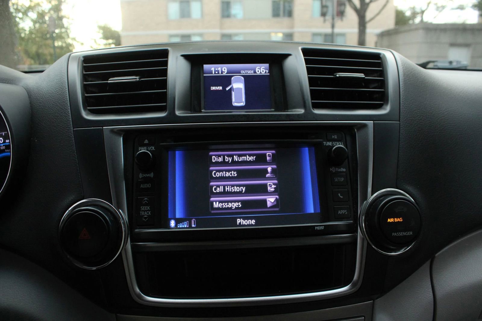 Used 2013 Toyota Highlander Hybrid AWD/4WD image 31