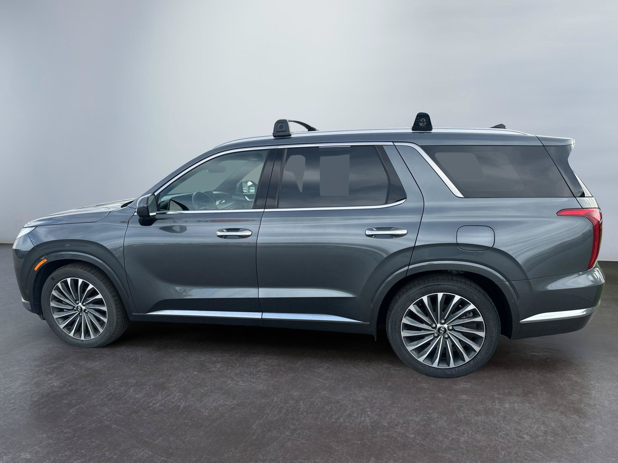 Used 2024 Hyundai Palisade Calligraphy AWD/4WD image 8