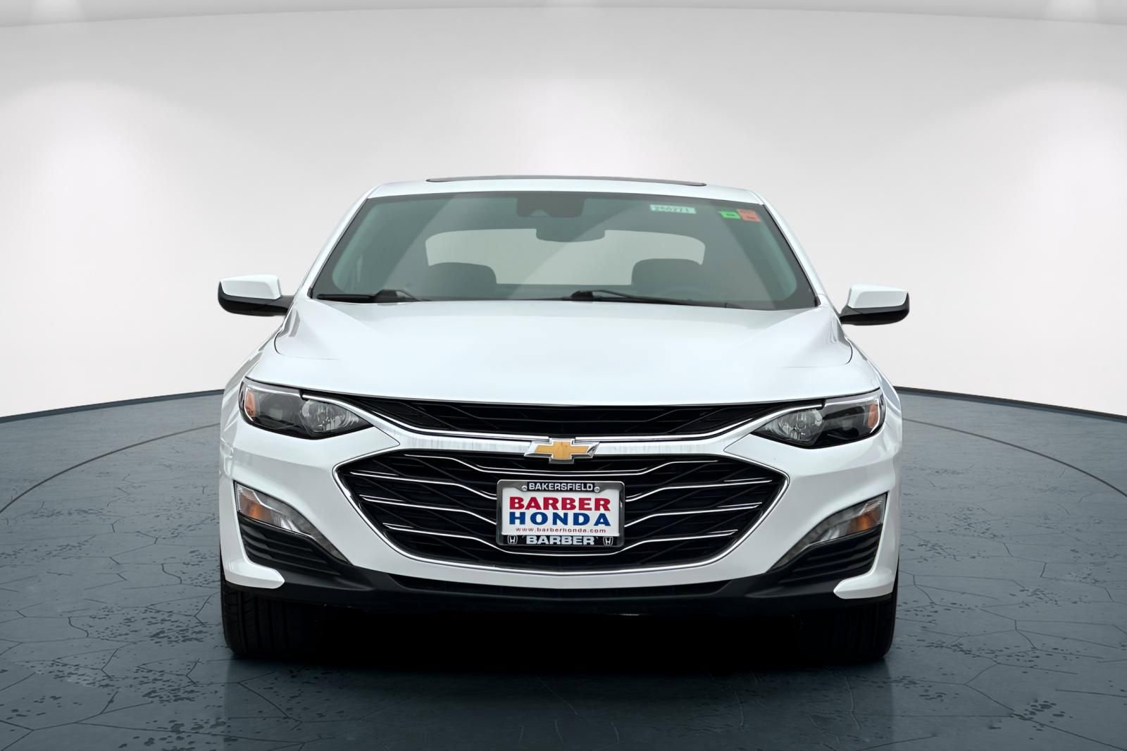 Used 2024 Chevrolet Malibu LT image 9