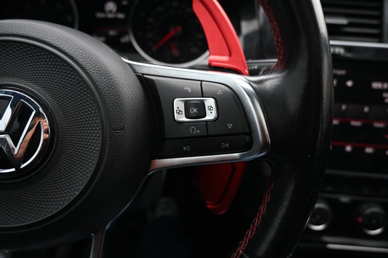 Used 2018 Volkswagen GTI S FWD image 27
