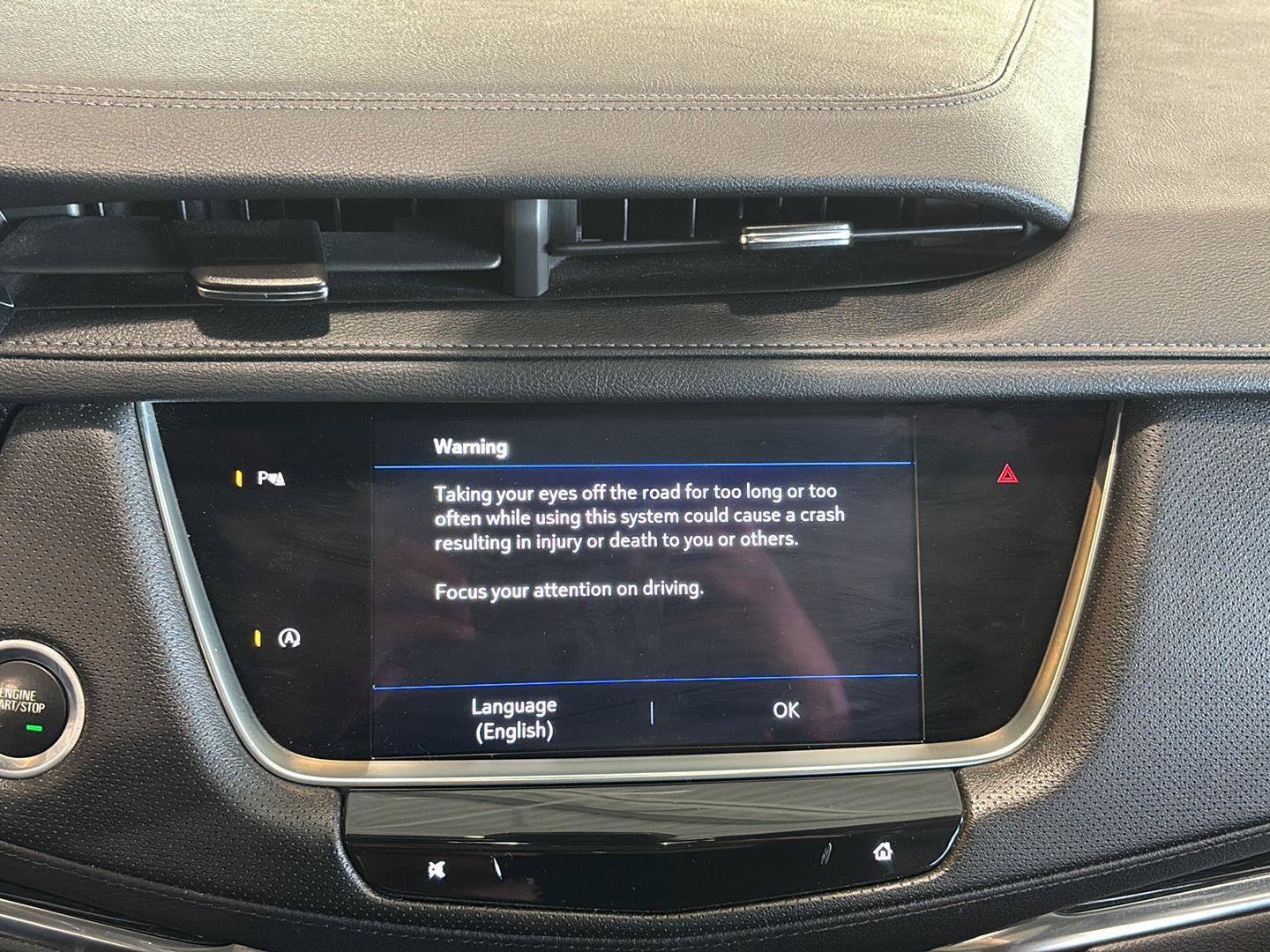 Certified 2022 Cadillac XT5 Premium Luxury w/ LPO, Floor Liner Package AWD/4WD image 28