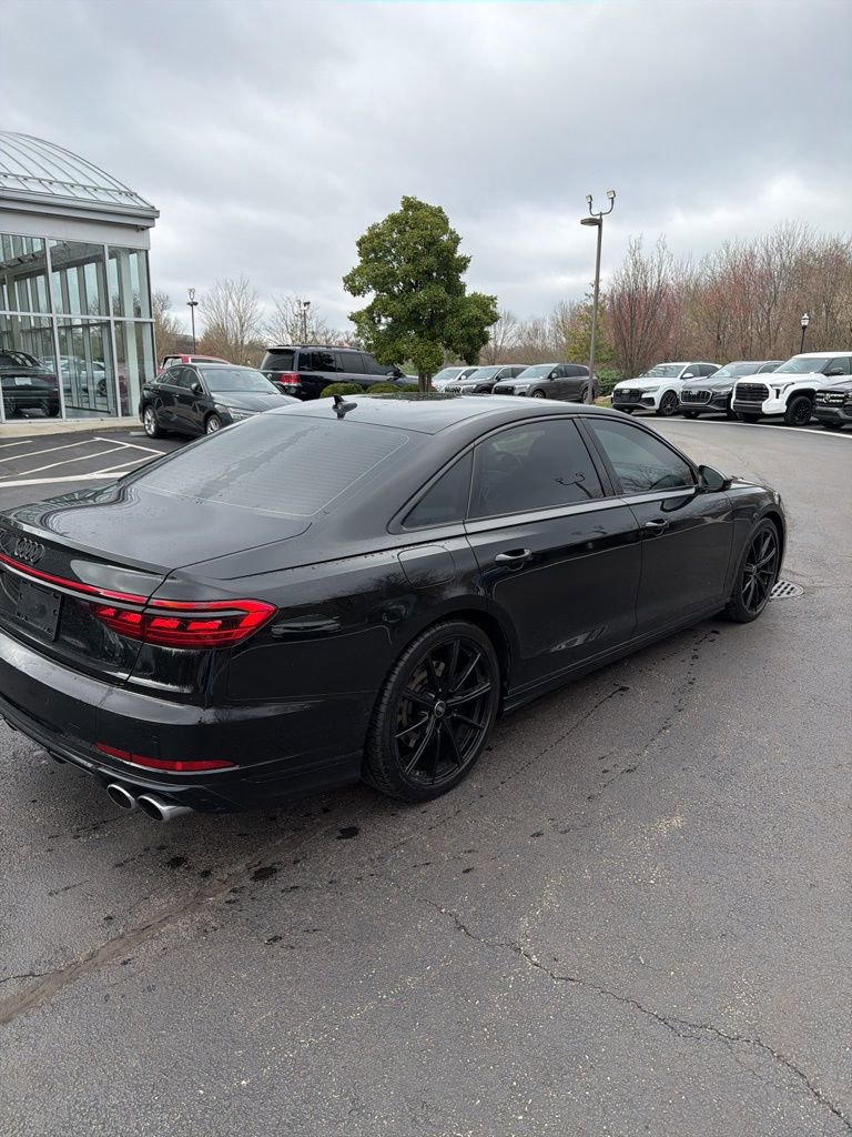 Certified 2022 Audi S8 image 7