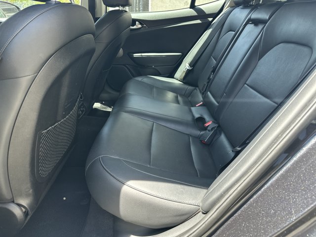 Used 2019 Kia Stinger Premium RWD image 25