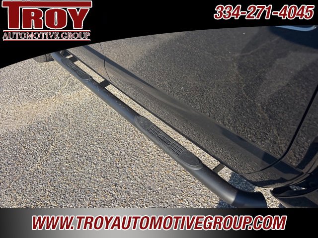 Used 2017 Nissan Titan S image 23