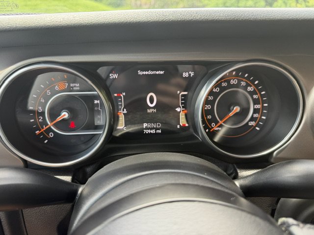 Used 2018 Jeep Wrangler Unlimited Sport S AWD/4WD image 19