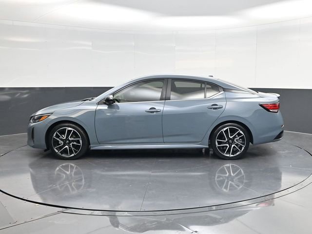 Used 2024 Nissan Sentra SR w/ SR Premium Package image 6