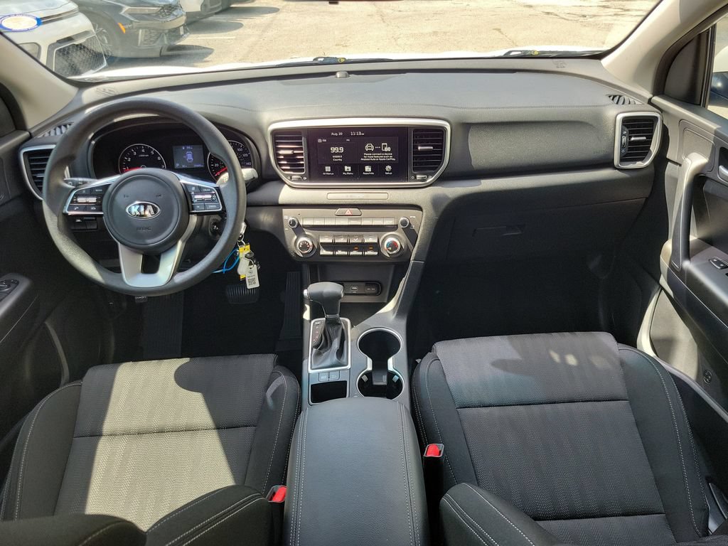 Certified 2022 Kia Sportage LX FWD image 3
