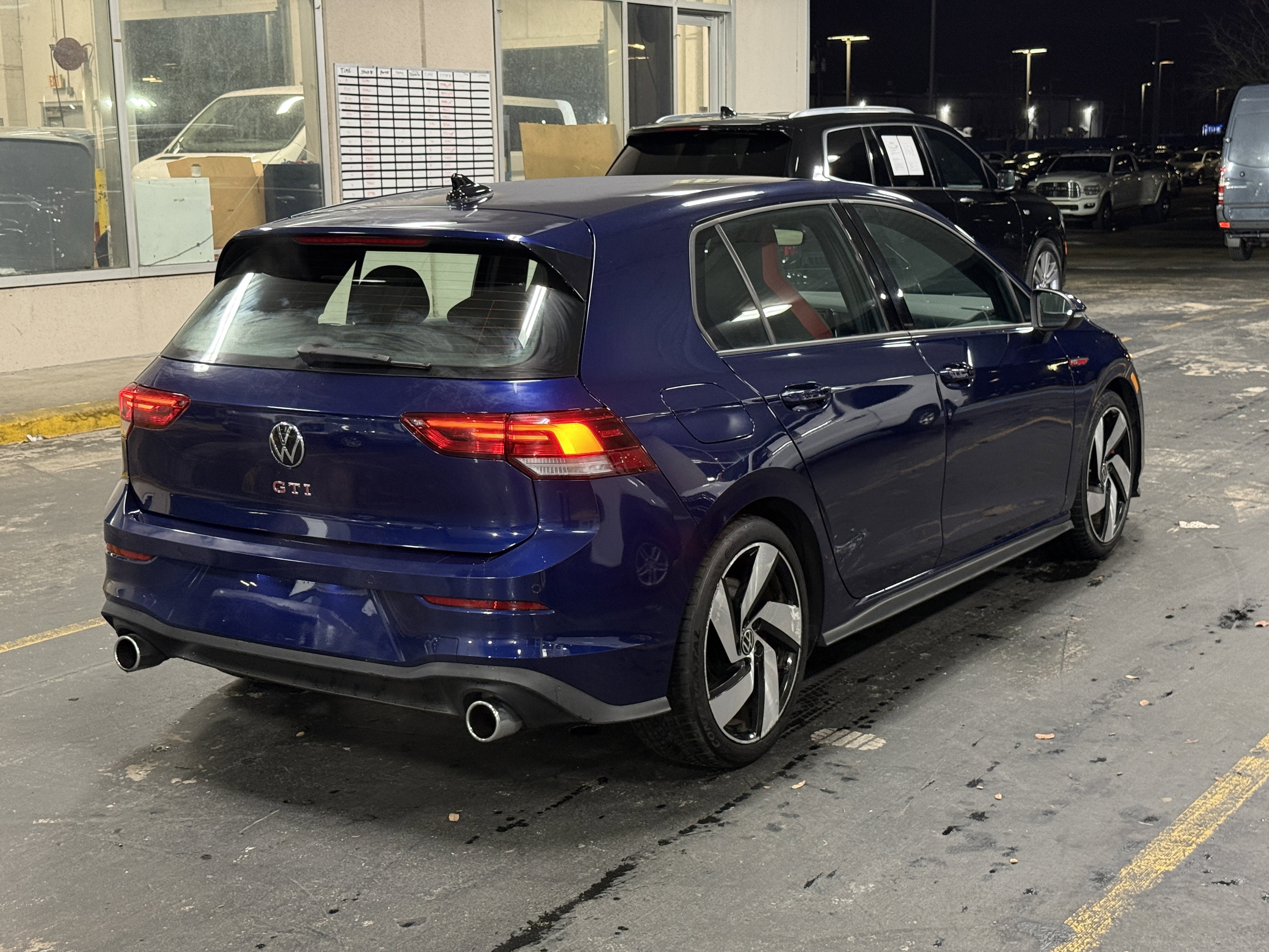 Used 2022 Volkswagen GTI S image 8
