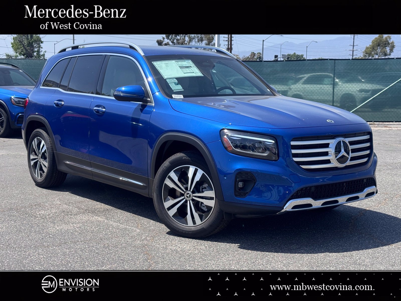 New 2025 Mercedes-Benz GLB 250 4MATIC