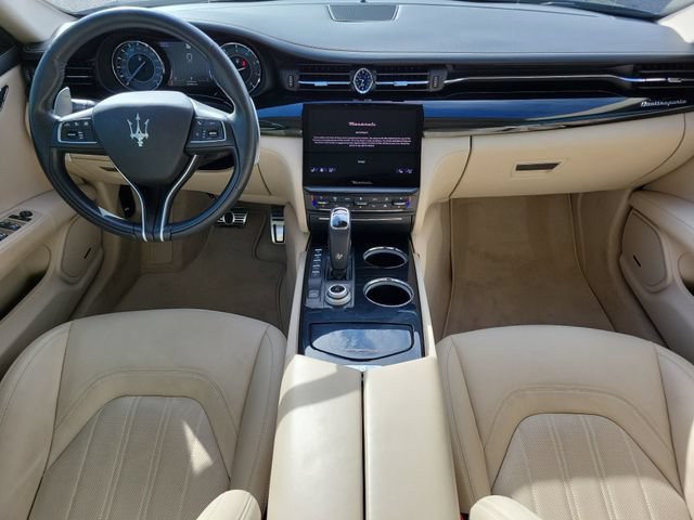 Used 2022 Maserati Quattroporte Modena RWD image 14