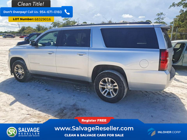 Used 2019 Chevrolet Suburban LT RWD image 3