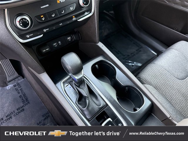 Used 2019 Hyundai Santa Fe SE image 19