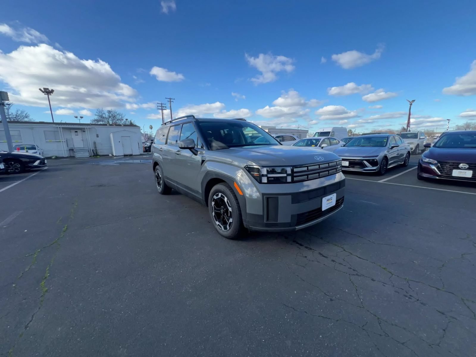 Used 2025 Hyundai Santa Fe SEL AWD/4WD image 3