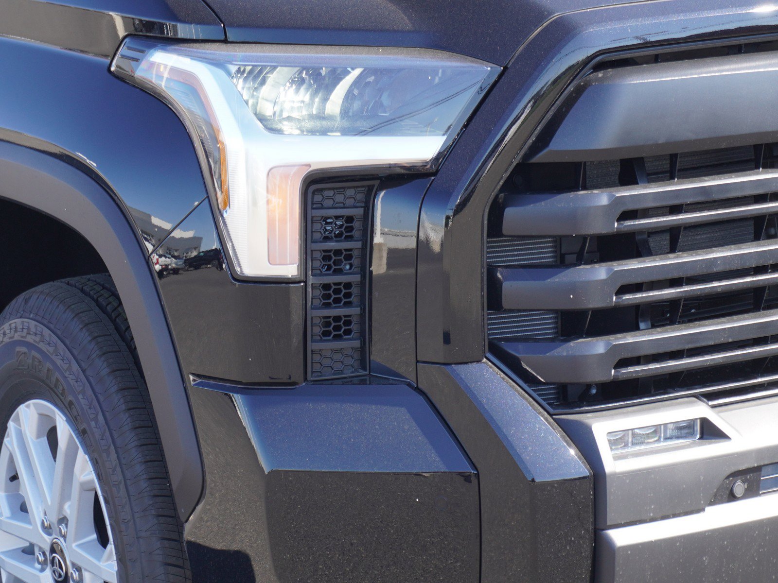 New 2026 Toyota Tundra SR5 image 3