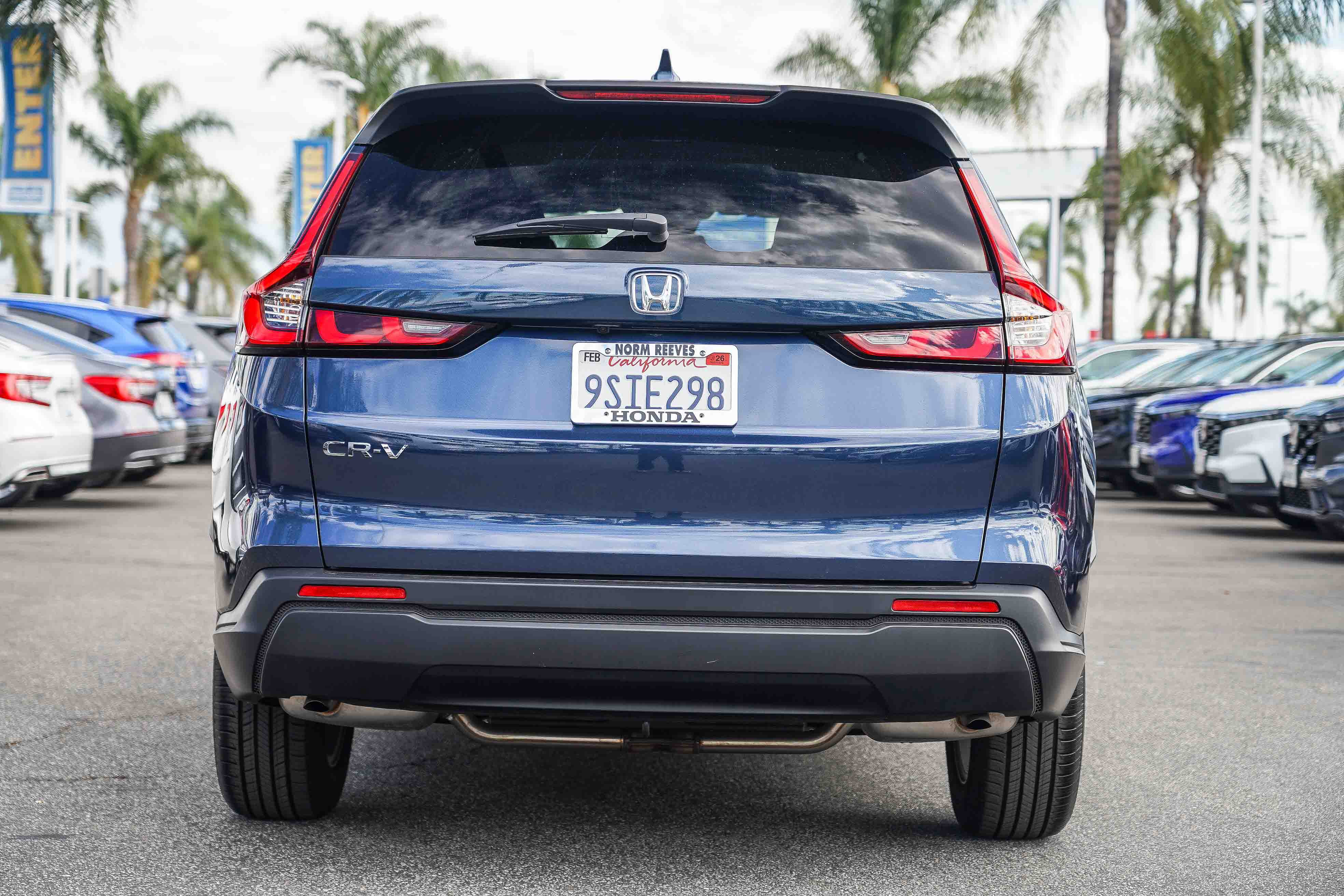 Used 2025 Honda CR-V EX image 8