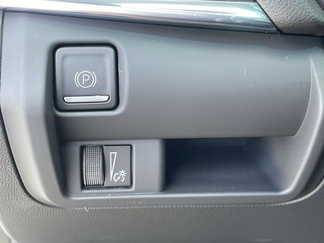 Certified 2023 Cadillac CT4 Premium Luxury RWD image 14