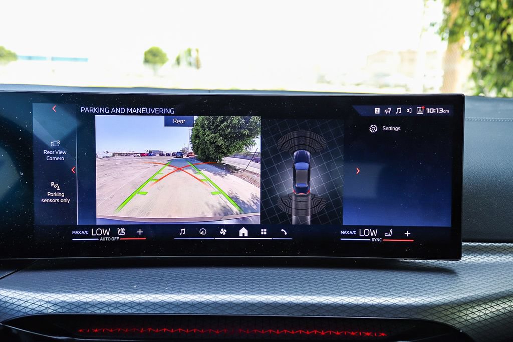 Certified 2025 BMW M440i Convertible w/ Shadowloine Package RWD image 34