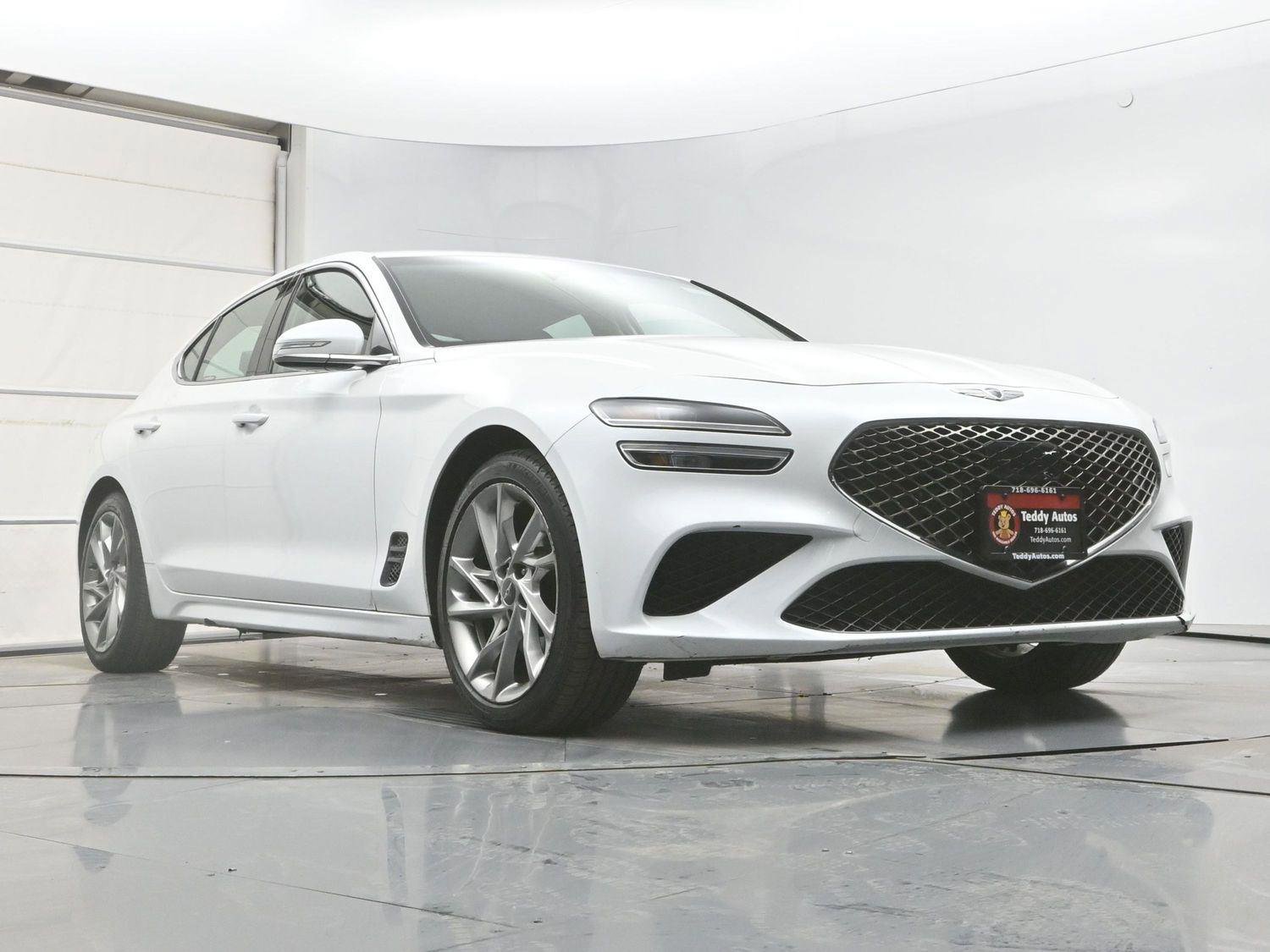 Used 2022 Genesis G70 2.0T image 28