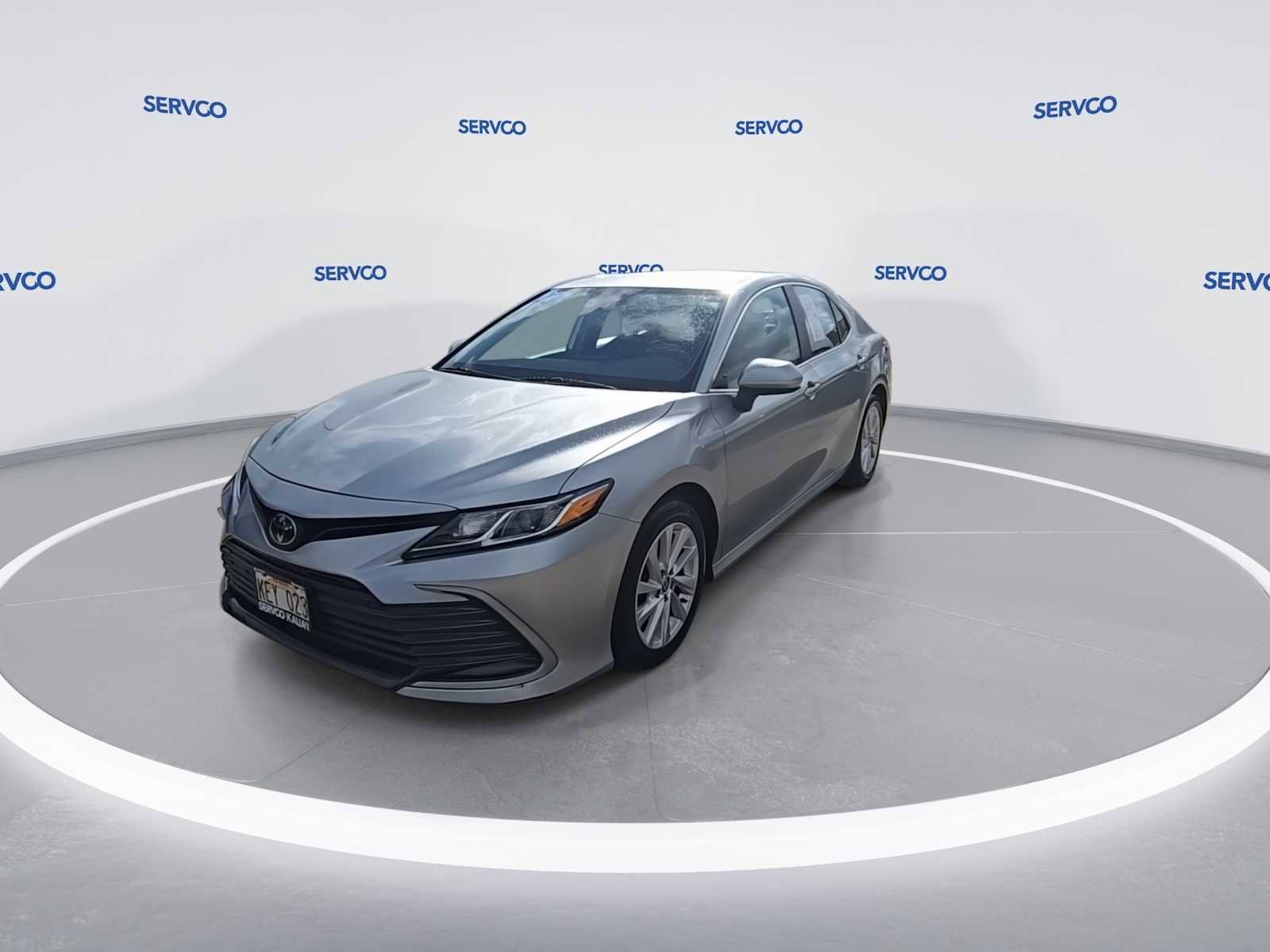 Used 2023 Toyota Camry LE FWD image 3