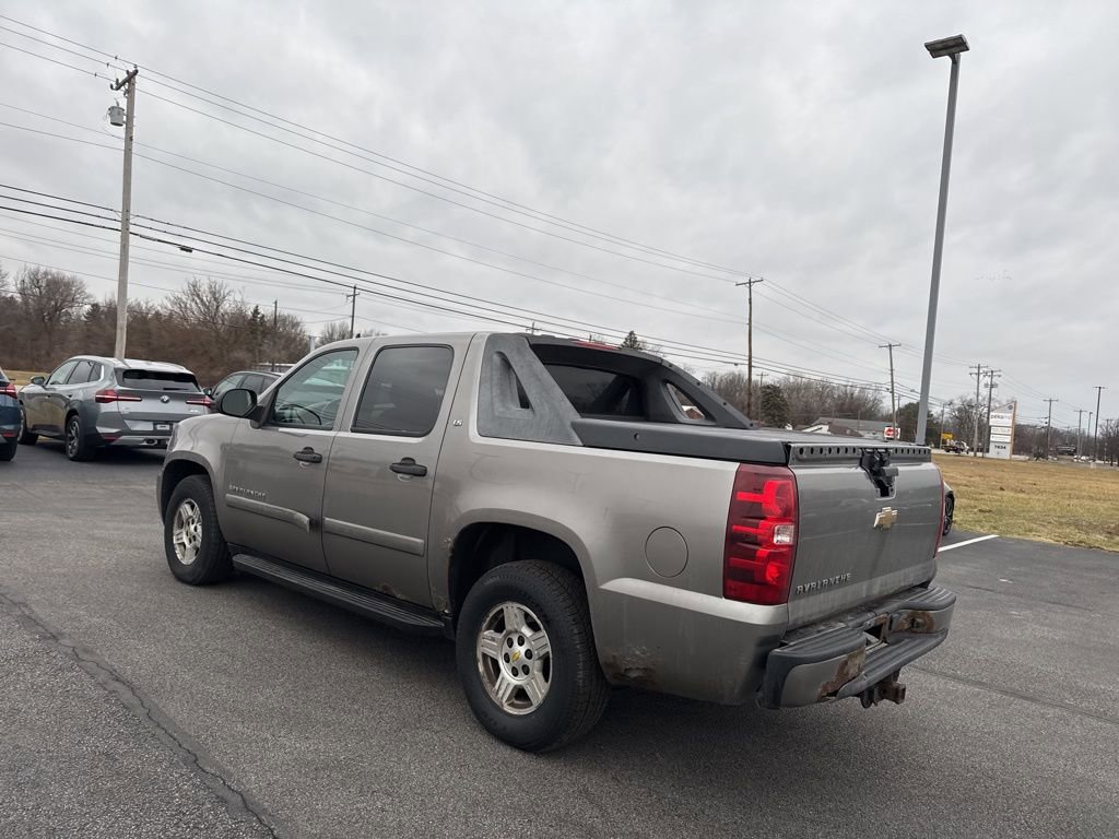 Used 2008 Chevrolet Avalanche LS image 5