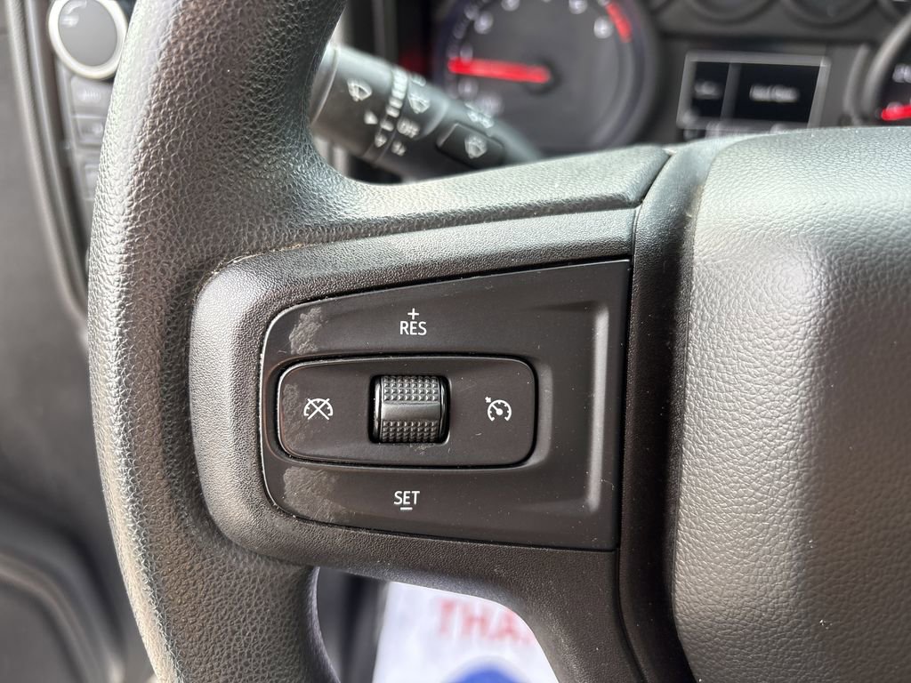 Used 2020 Chevrolet Silverado 1500 Custom w/ Custom Value Package image 13