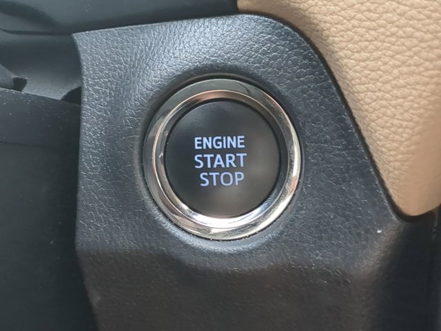 Used 2021 Toyota RAV4 XLE image 26