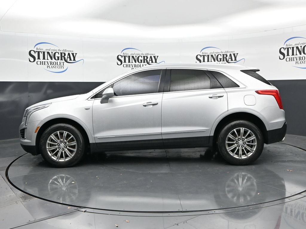 Used 2018 Cadillac XT5 Luxury w/ Driver Awareness Package FWD image 4