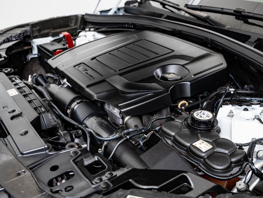 Used 2023 Land Rover Range Rover Velar R-Dynamic S AWD/4WD image 47