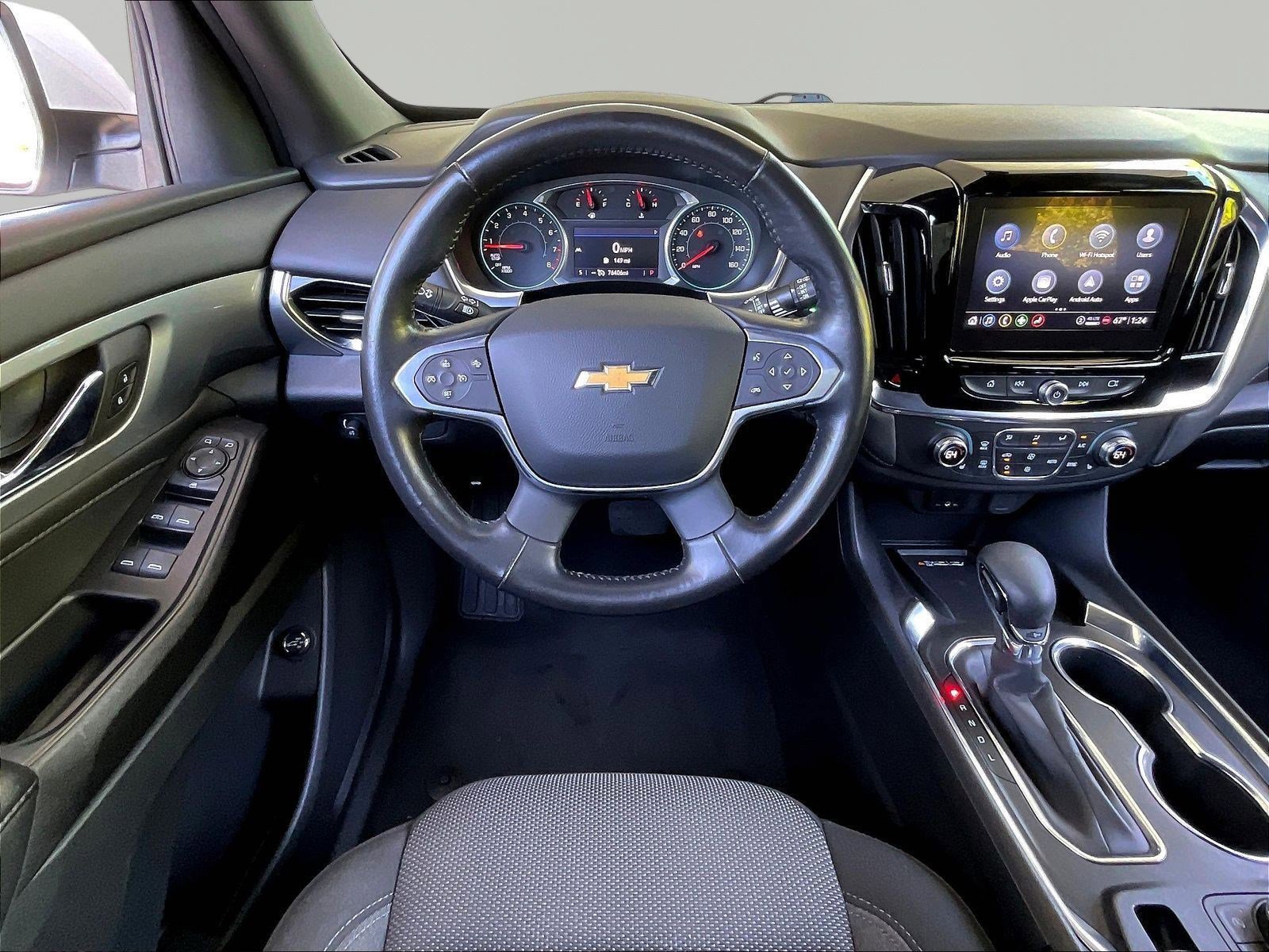 Used 2022 Chevrolet Traverse LT FWD image 8