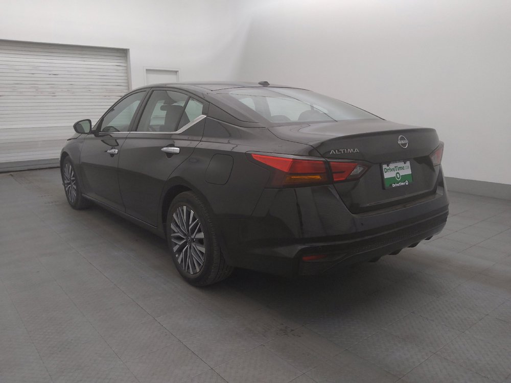 Used 2025 Nissan Altima 2.5 SV FWD image 5