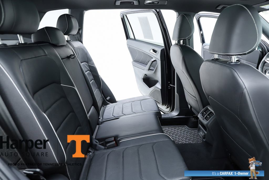 Used 2024 Volkswagen Tiguan SEL R-Line image 38