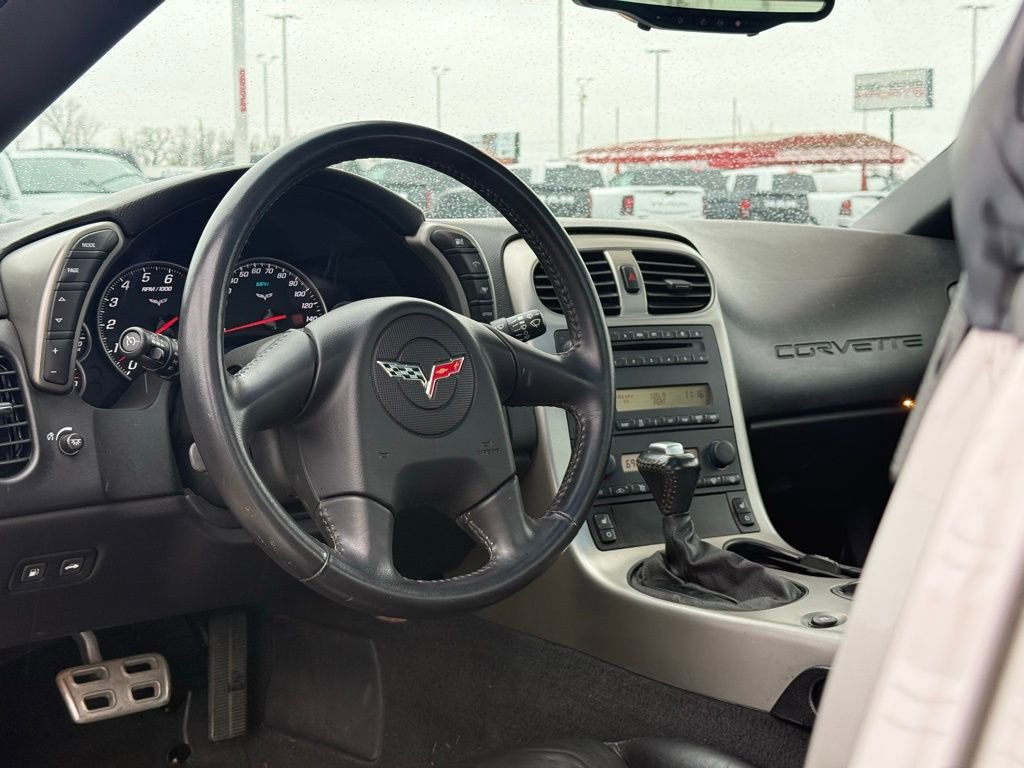 Used 2005 Chevrolet Corvette Coupe w/ Preferred Equipment Group image 18