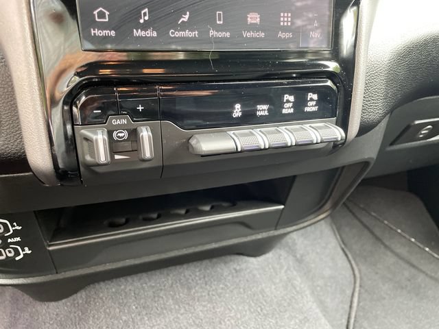 Used 2026 RAM 2500 Big Horn AWD/4WD image 33