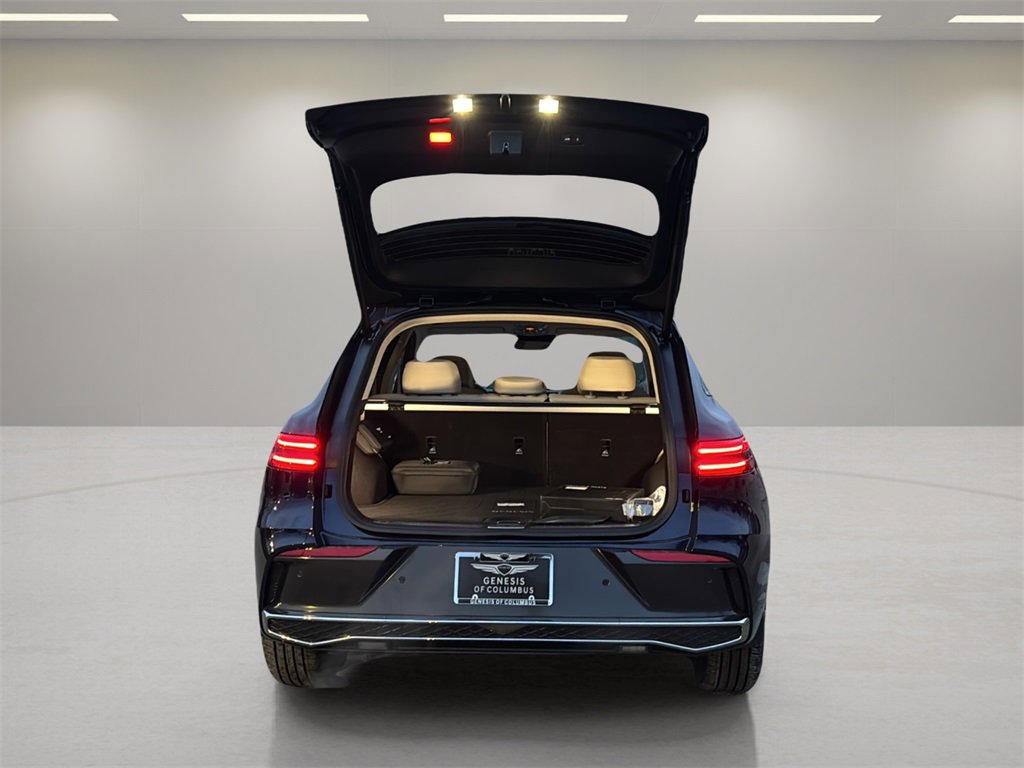 New 2026 Genesis GV70 2.5T Select image 9