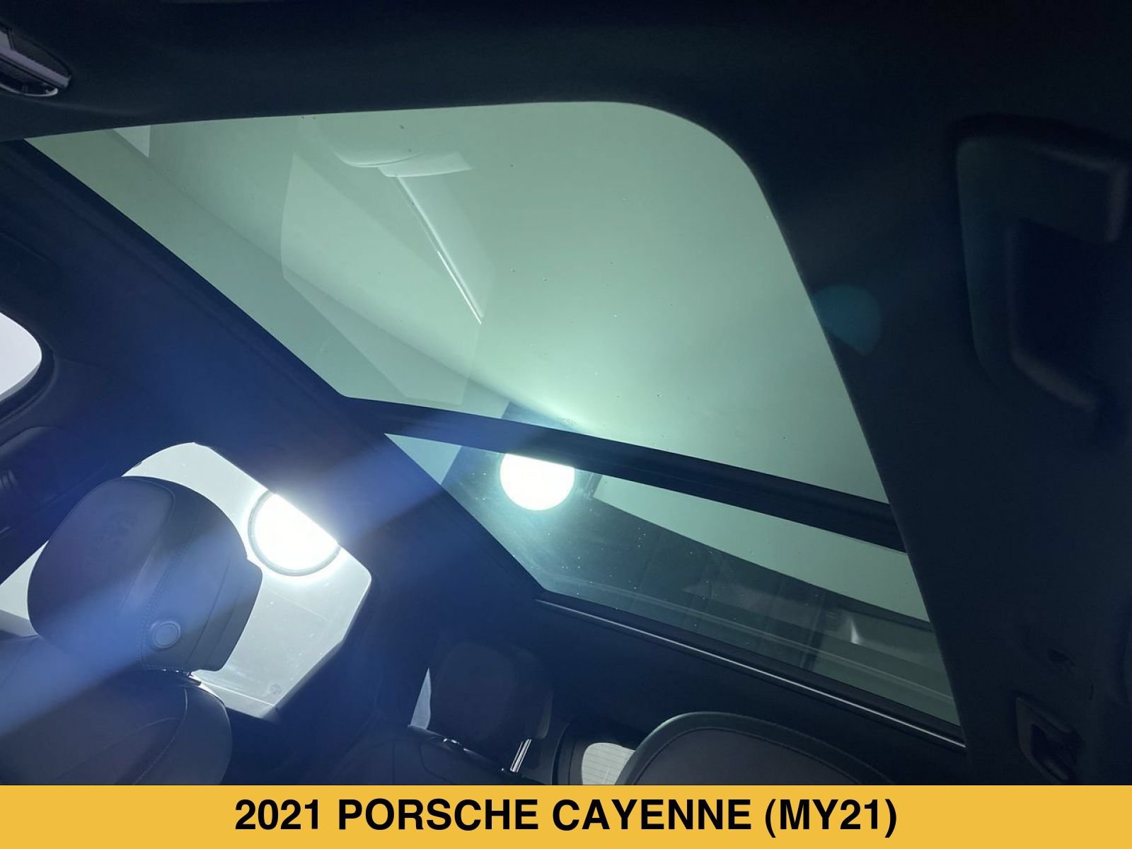 Used 2021 Porsche Cayenne AWD/4WD image 11