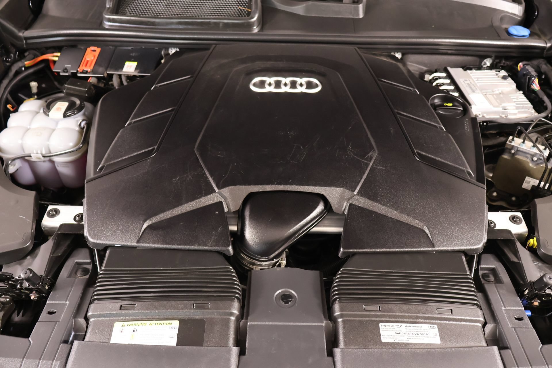 Used 2021 Audi Q8 Premium Plus w/ Premium Plus Package AWD/4WD image 21