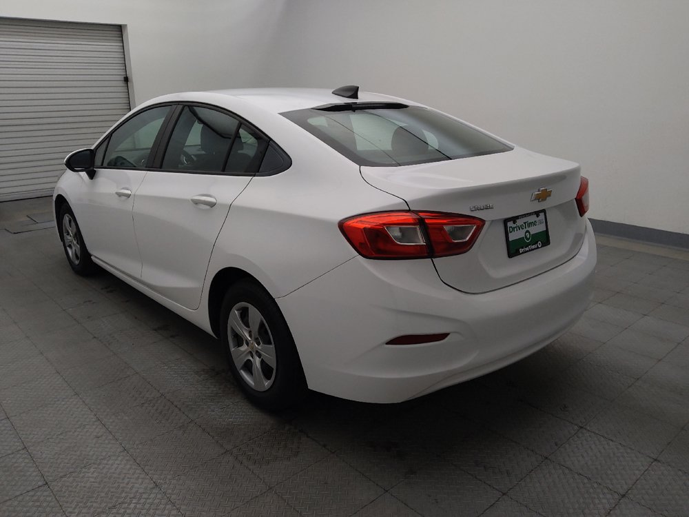 Used 2018 Chevrolet Cruze LS w/ LS Fleet Convenience Package FWD image 5