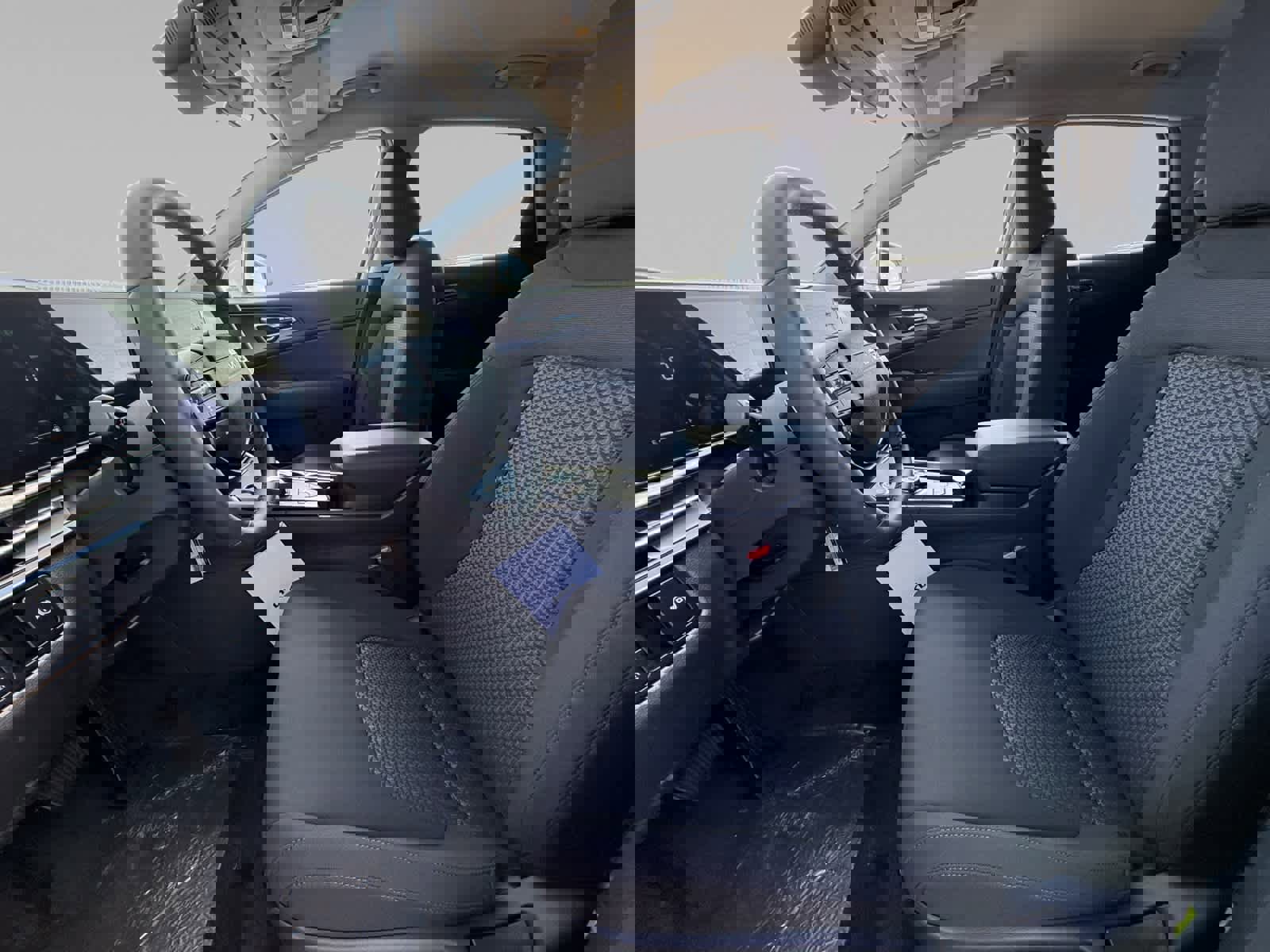 New 2026 Kia Sportage LX image 9