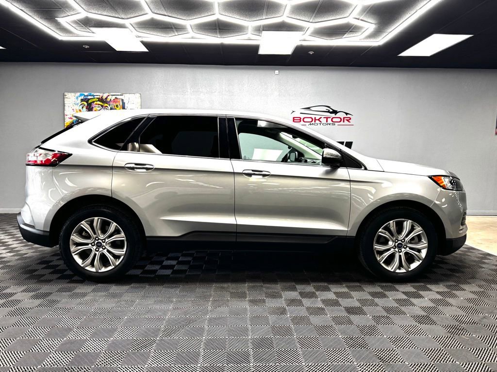 Used 2022 Ford Edge Titanium w/ Equipment Group 301A AWD/4WD image 17