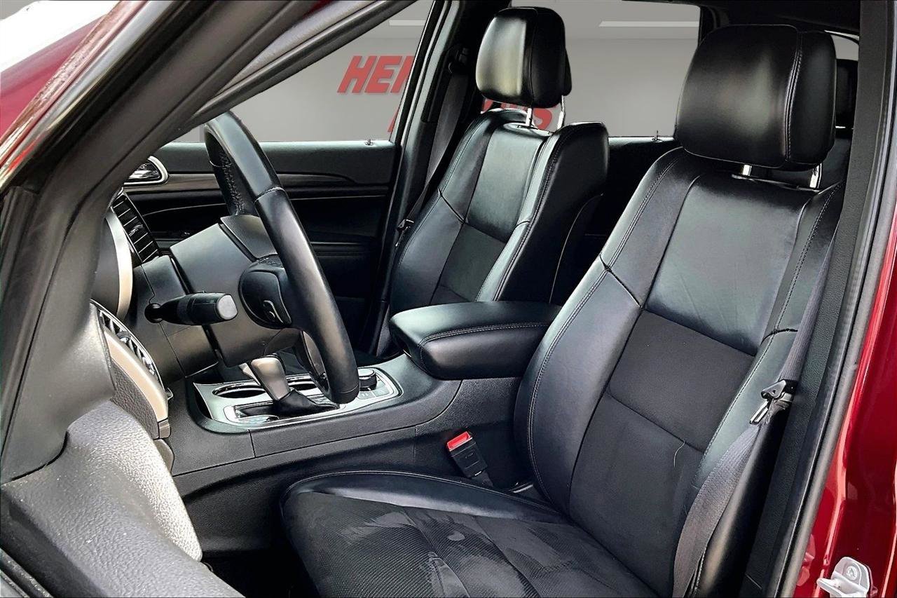 Used 2022 Jeep Grand Cherokee Laredo X AWD/4WD image 20