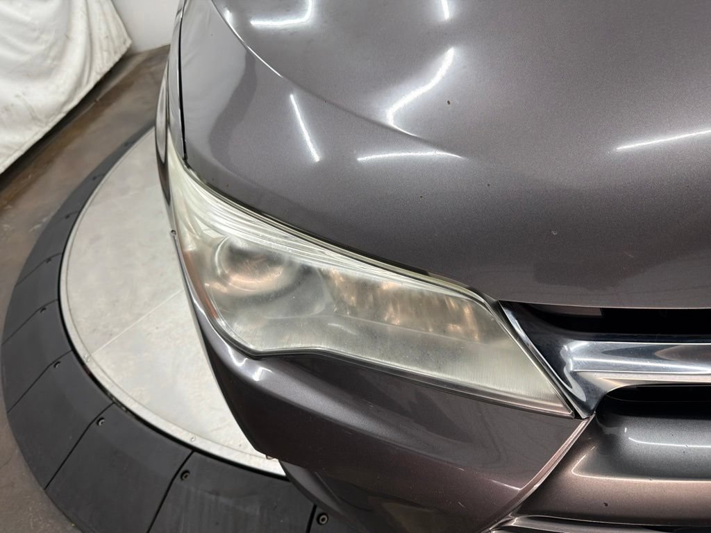 Used 2017 Toyota Camry FWD image 7