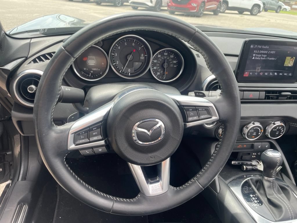 Used 2022 MAZDA MX-5 Miata RF Grand Touring RWD image 18