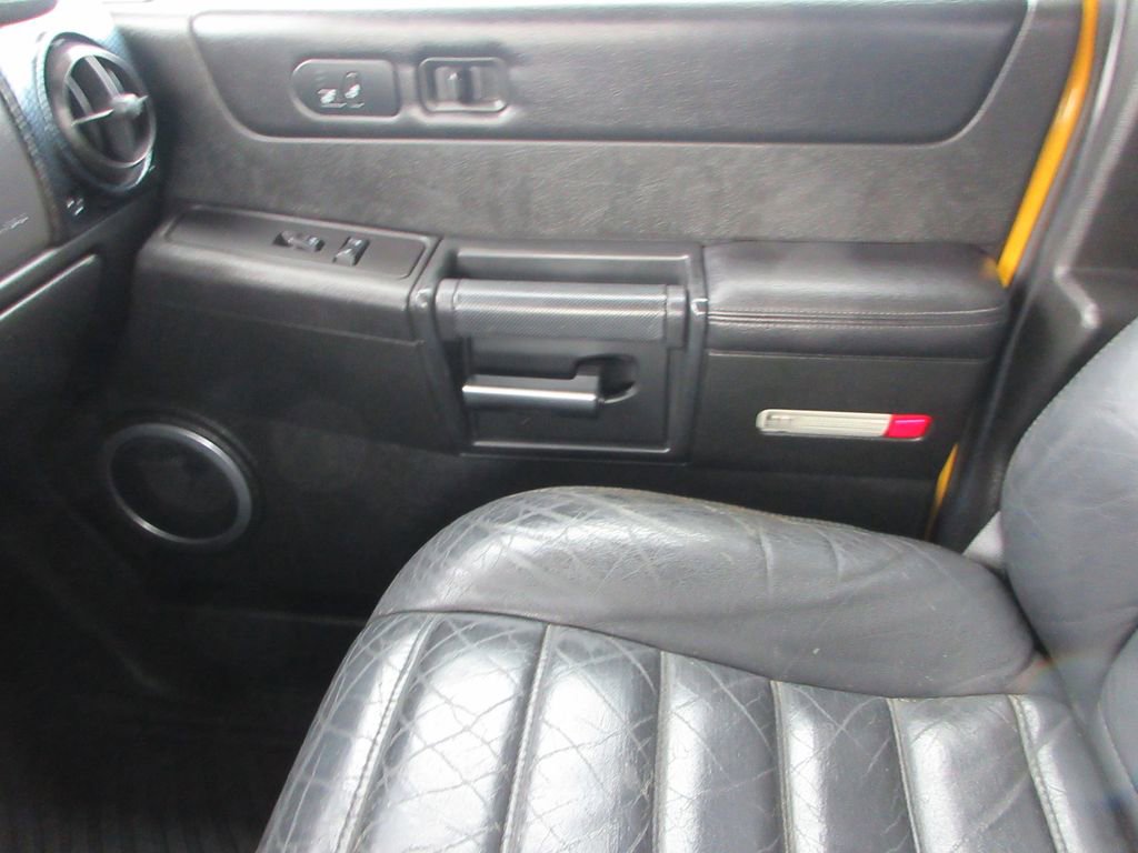 Used 2007 HUMMER H2 image 32
