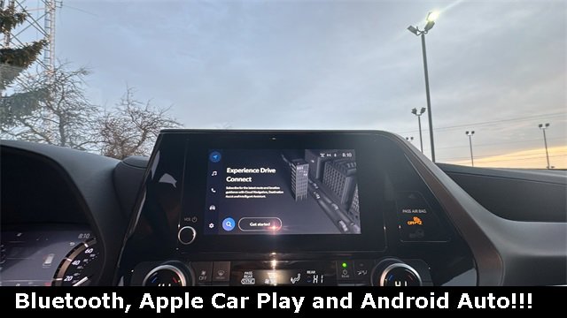 Used 2024 Toyota Highlander LE image 5